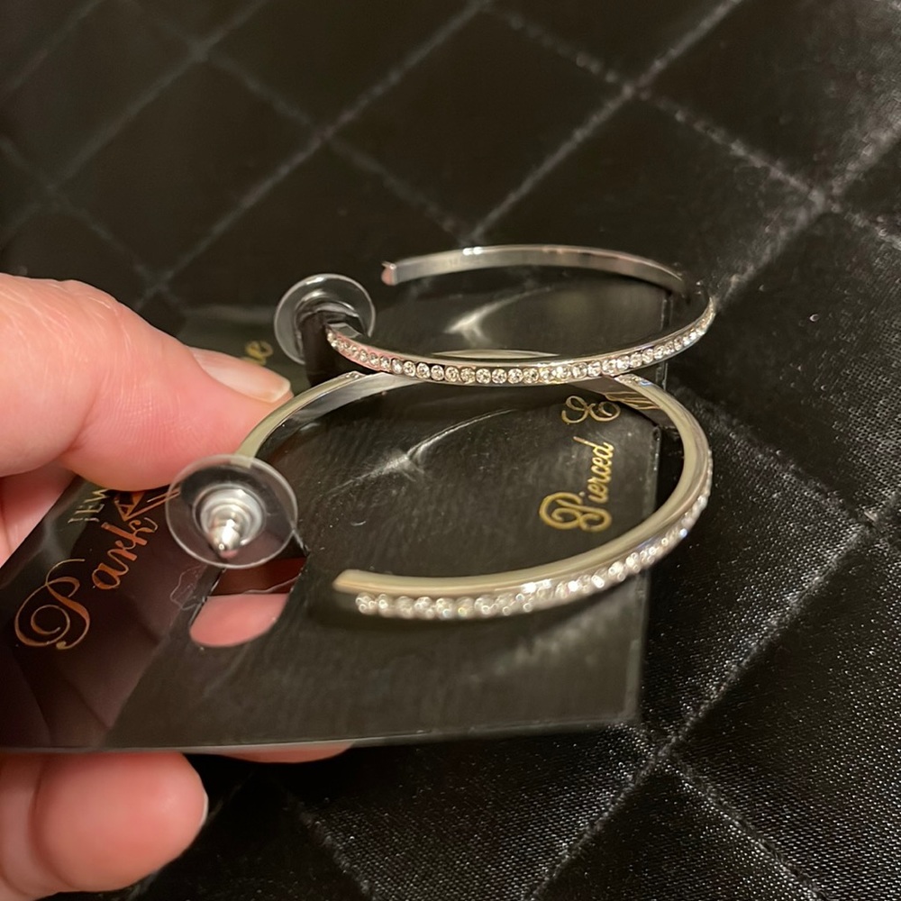Jewels by Park Lane Reaction Earring Genuine Swarovski Crystal Brand MSRP $89